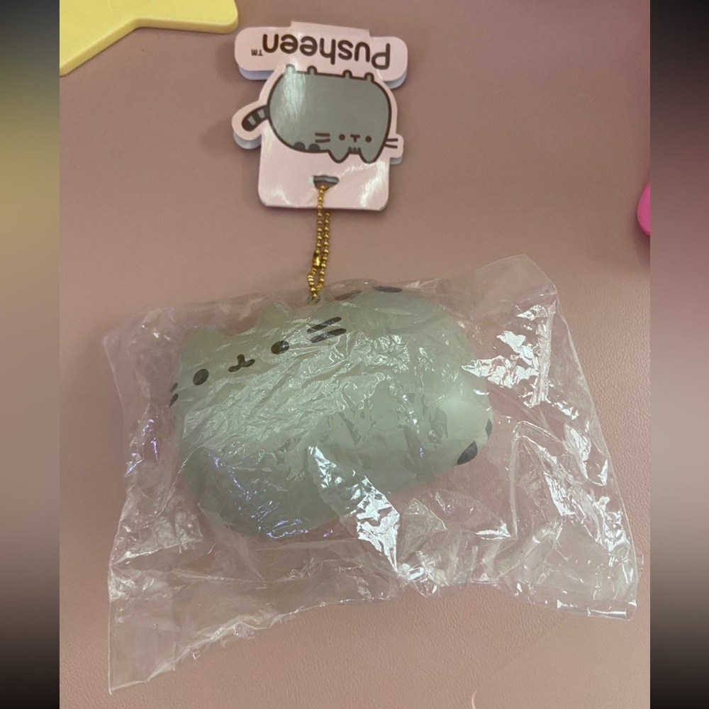 Pusheen the Cat Squishy Keychain NIP NWT 2018 Hamee